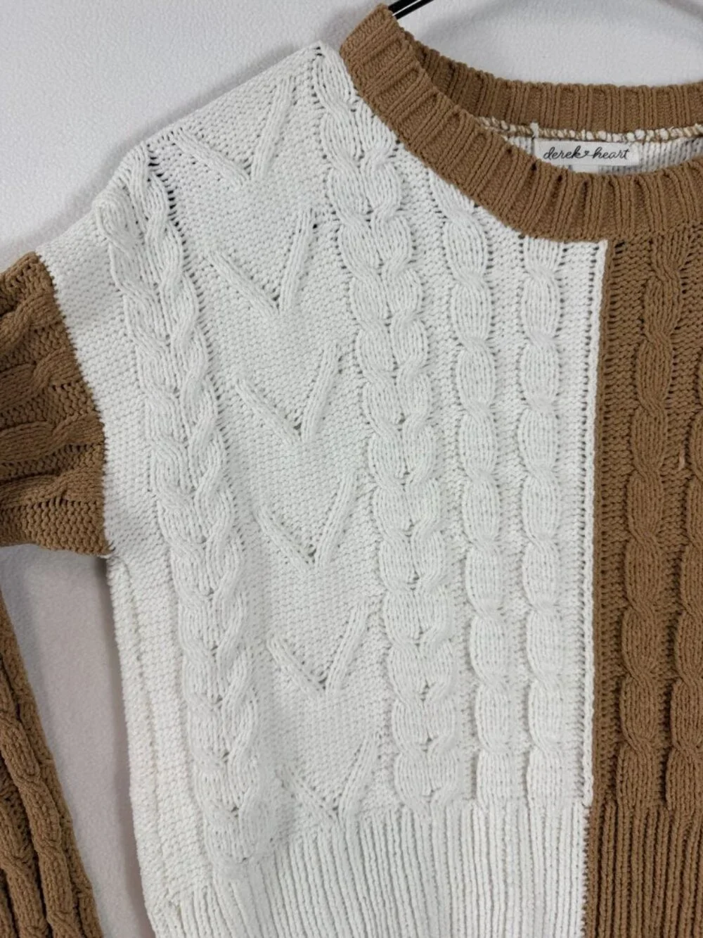 Derek Heart Women’s Small Brown Ivory Colorblock Cable Knit Cropped Sweater - Picture 5 of 15